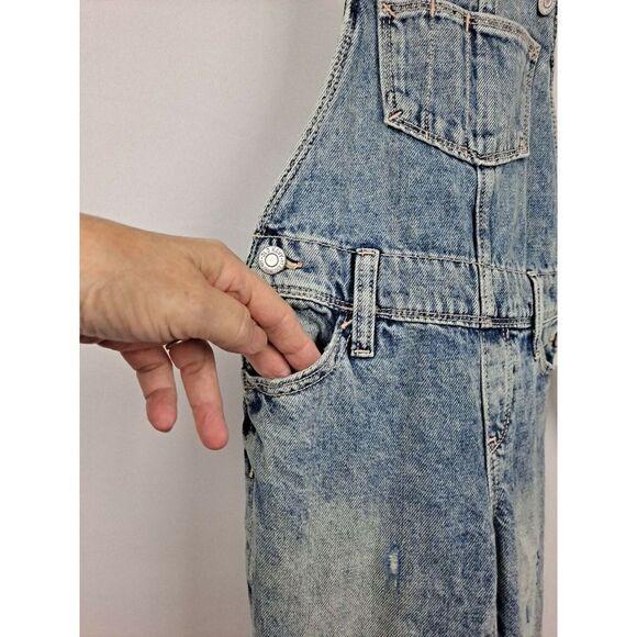 Old Navy Youth Overall,  NWT.   Light Blue Wash,  Size 5. - Picture 4 of 12